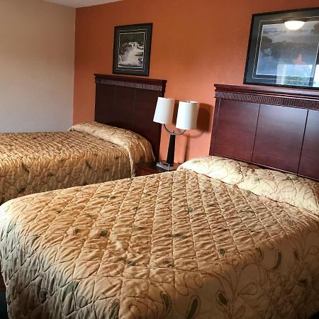 Travel Inn ホースヘッズ エクステリア 写真