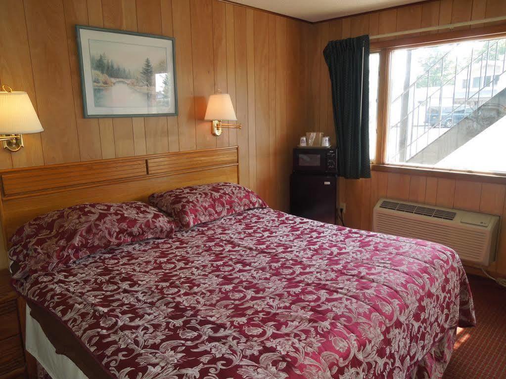 Travel Inn ホースヘッズ エクステリア 写真