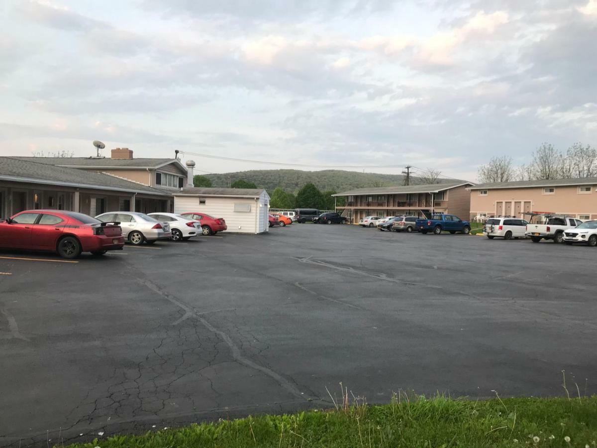 Travel Inn ホースヘッズ エクステリア 写真