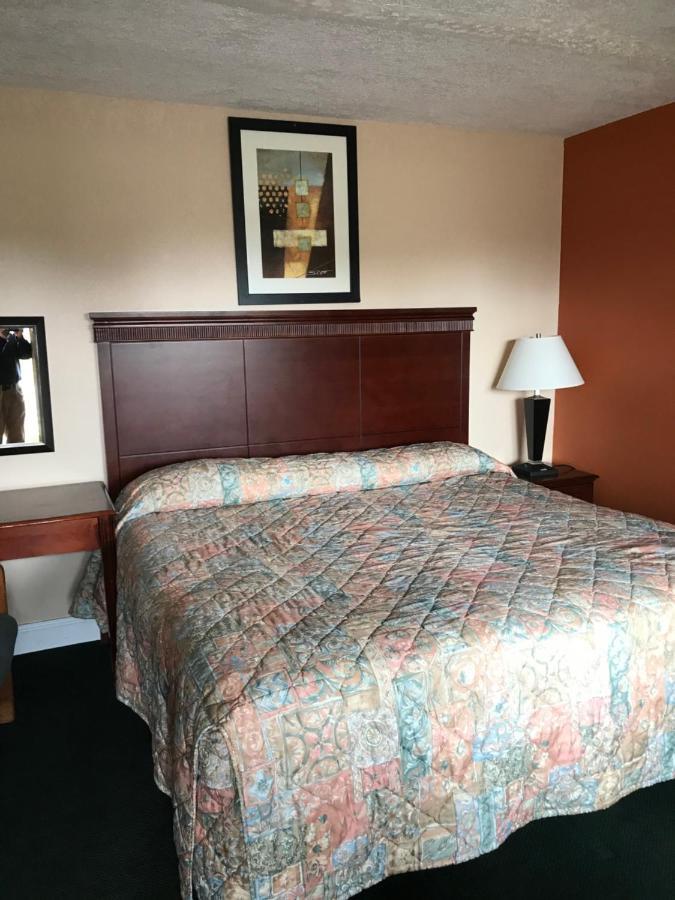 Travel Inn ホースヘッズ エクステリア 写真