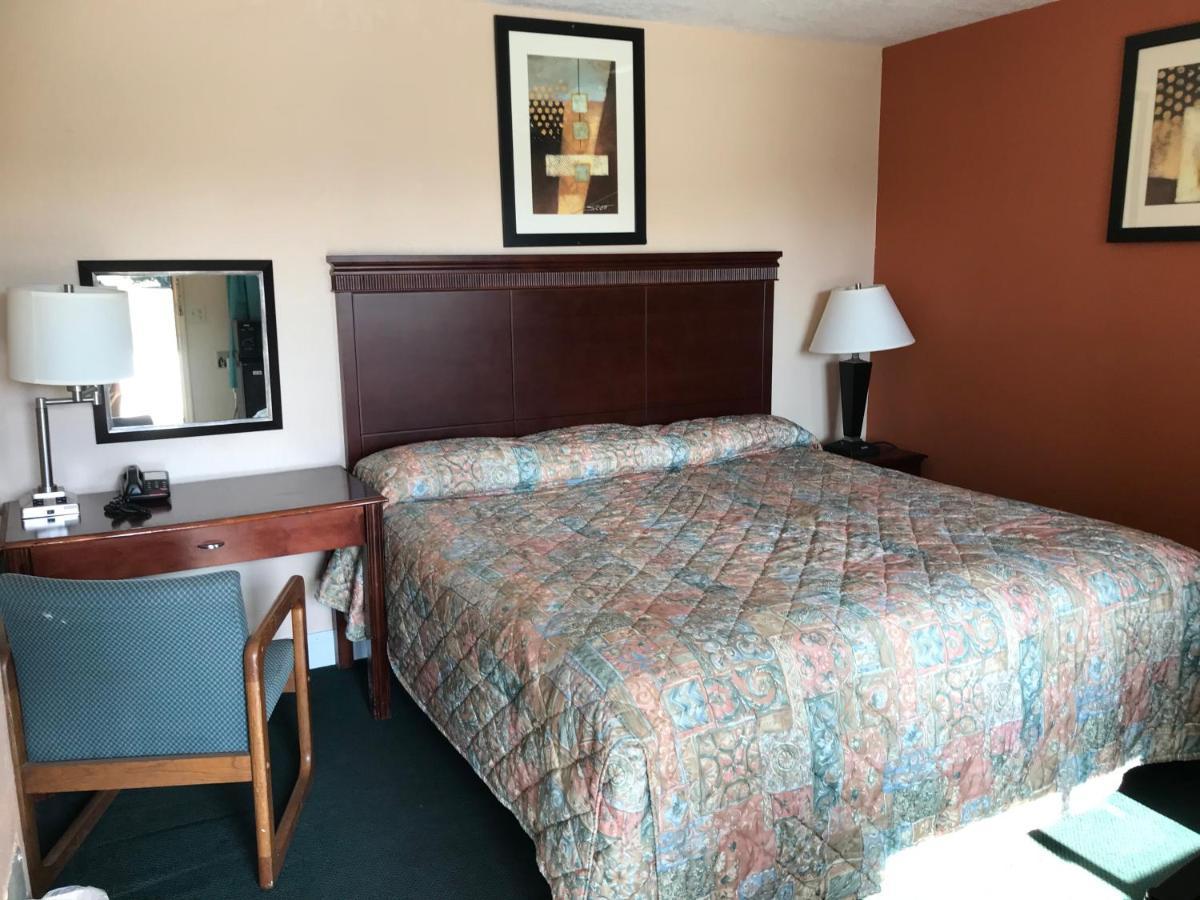 Travel Inn ホースヘッズ エクステリア 写真